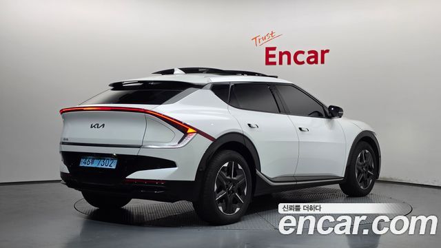 Kia EV6 2025 — photo 2