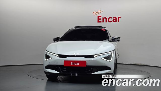Kia EV6 2025 — photo 3