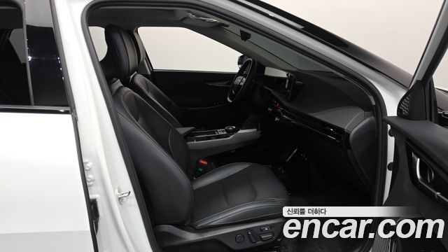 Kia EV6 2025 — photo 16