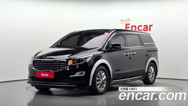 Kia Canival 2019 — photo 1