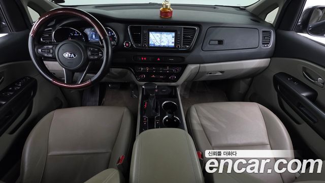 Kia Canival 2019 — photo 10
