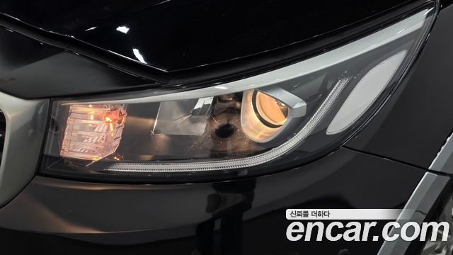 Kia Canival 2019 — photo 8