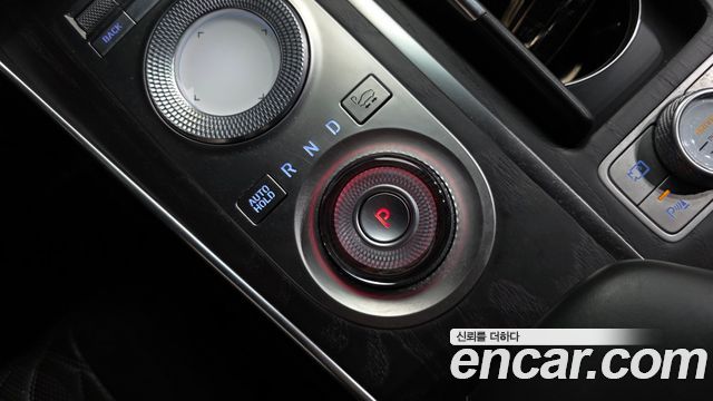 Genesis GV80 2020 — photo 12