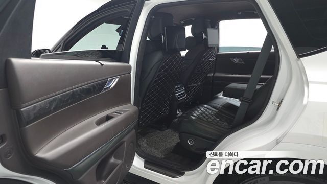 Genesis GV80 2020 — photo 18