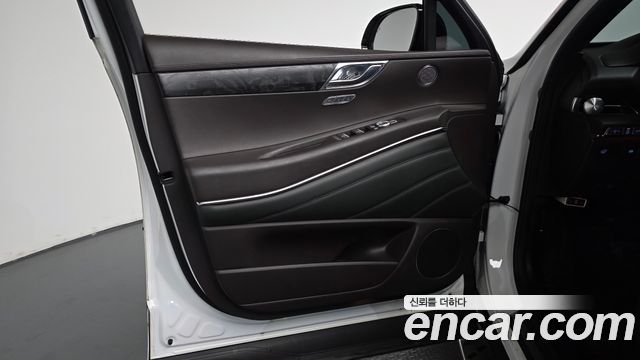 Genesis GV80 2020 — photo 14