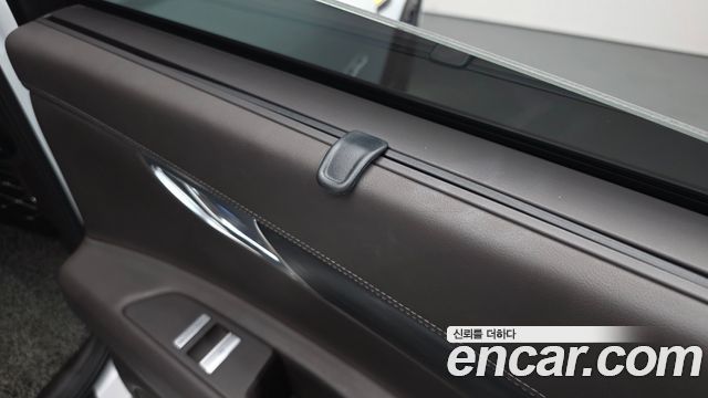 Genesis GV80 2020 — photo 35