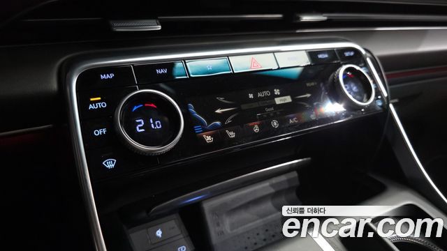 Genesis GV80 2020 — photo 39