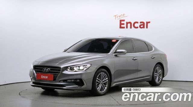 Hyundai Grandeur 2018 — photo 1