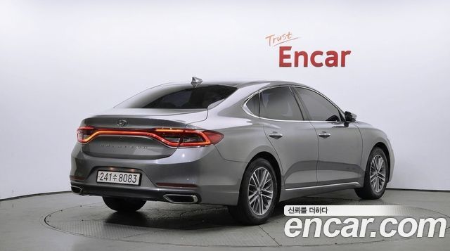 Hyundai Grandeur 2018 — photo 2