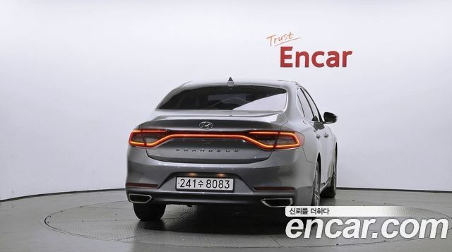 Hyundai Grandeur 2018 — photo 4