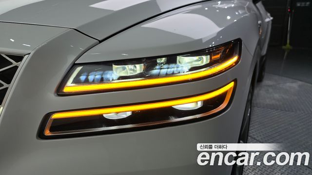 Genesis GV80 2021 — photo 8
