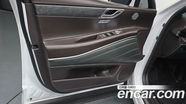 Genesis GV80 2021 — photo 14