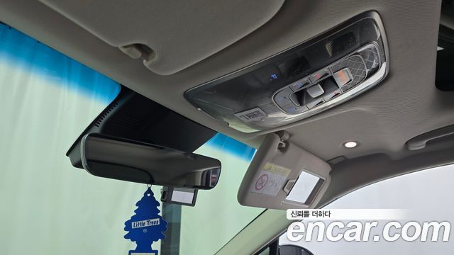 Genesis GV70 2021 — photo 26