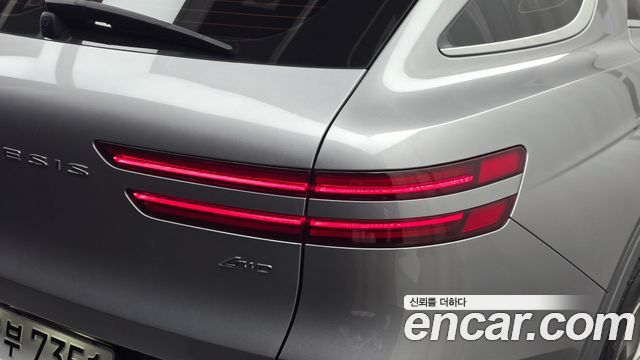 Genesis GV70 2021 — photo 9