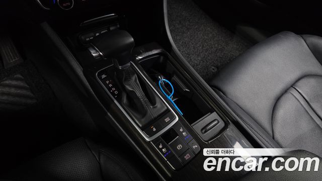 Kia K5 2019 — photo 12