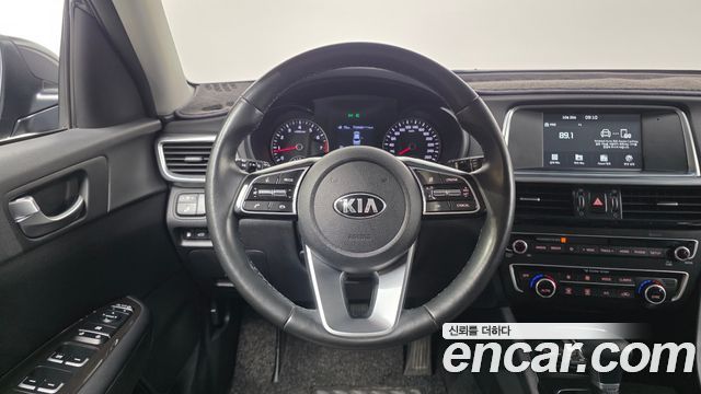 Kia K5 2019 — photo 19