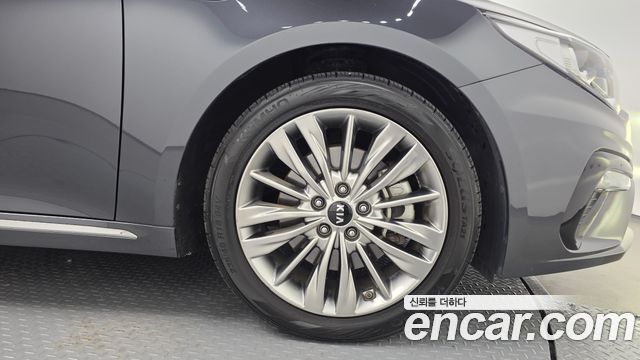 Kia K5 2019 — photo 7