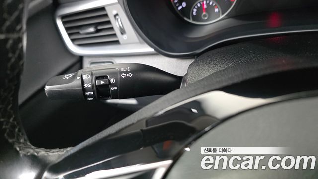 Kia K5 2019 — photo 33