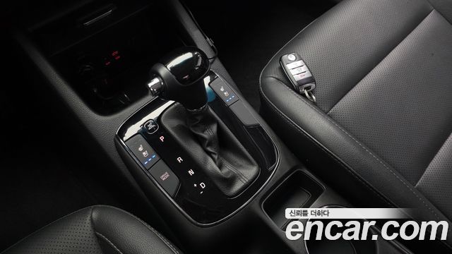 Kia K3 2017 — photo 9
