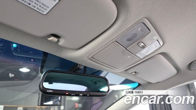 Kia K3 2017 — photo 19