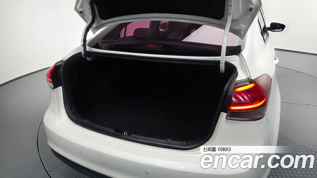 Kia K3 2017 — photo 20