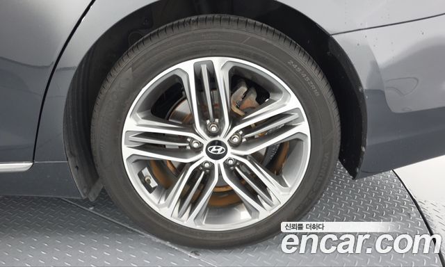 Hyundai Grandeur 2017 — photo 7