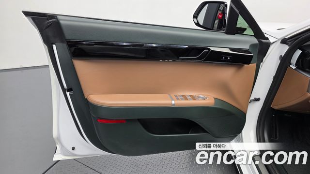 Hyundai Grandeur 2023 — photo 14