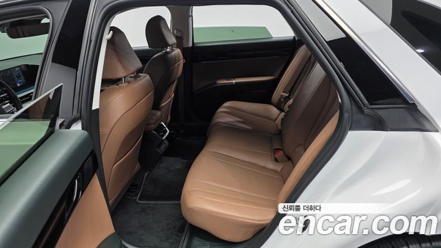 Hyundai Grandeur 2023 — photo 16