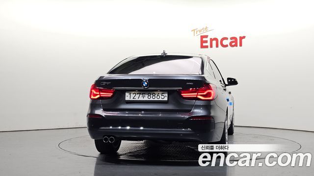 BMW Gran Turismo 2020 — photo 4