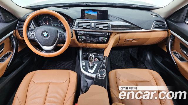 BMW Gran Turismo 2020 — photo 7