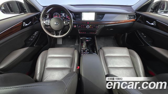 Kia K7 2016 — photo 10