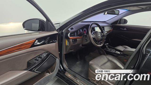 Kia K7 2016 — photo 13