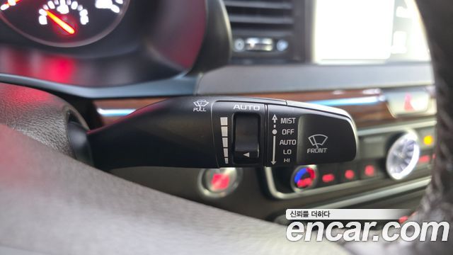 Kia K7 2016 — photo 34