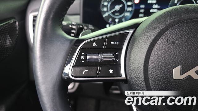 Kia Seltos 2023 — photo 18