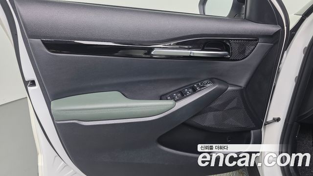Kia Seltos 2023 — photo 14