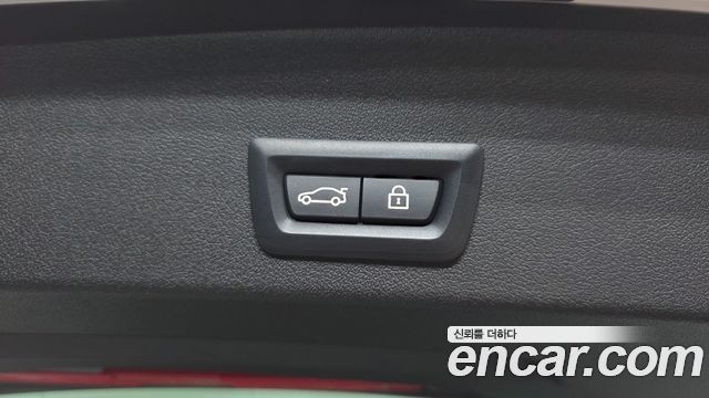 BMW 1-Series 2023 — photo 28