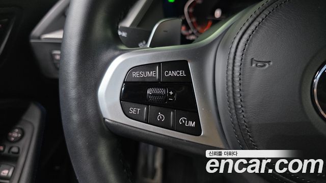 BMW 1-Series 2023 — photo 29