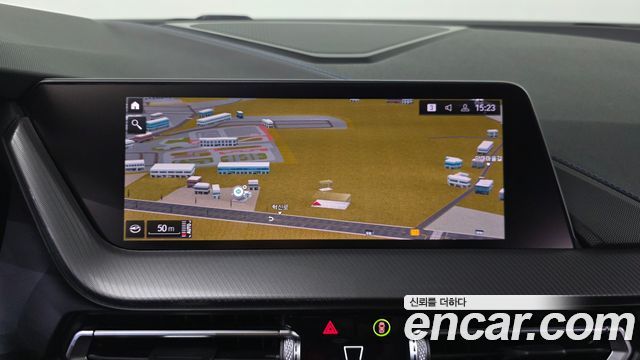 BMW 1-Series 2023 — photo 30