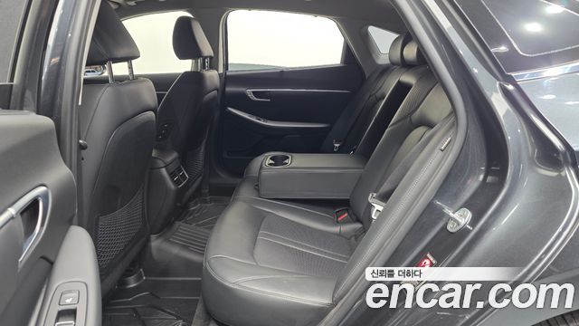 Hyundai Sonata 2020 — photo 18