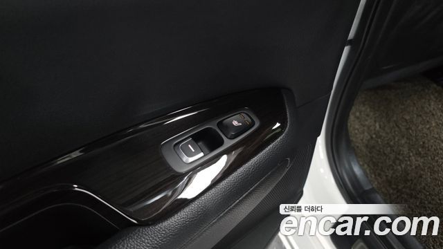 Kia K5 2016 — photo 16