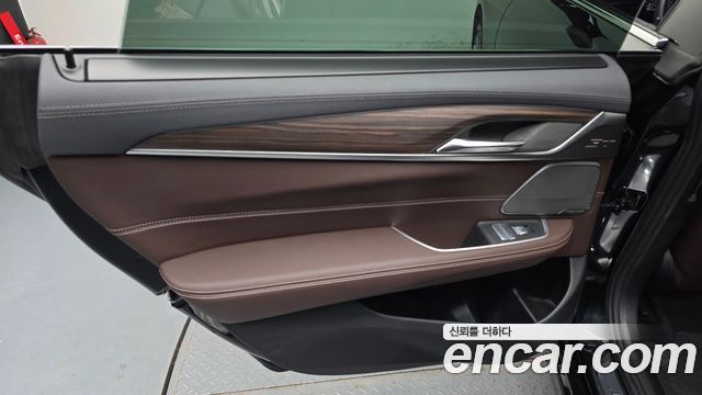 BMW Gran Turismo 2023 — photo 15