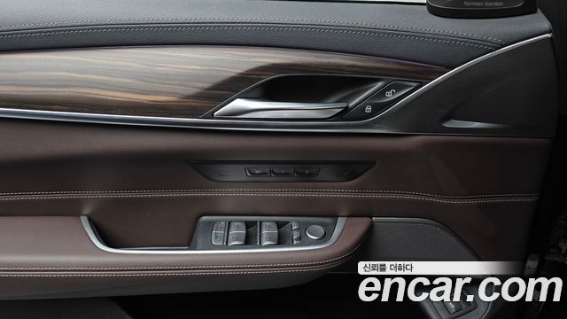 BMW Gran Turismo 2023 — photo 28