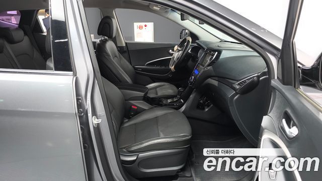 Hyundai Santafe 2015 — photo 11