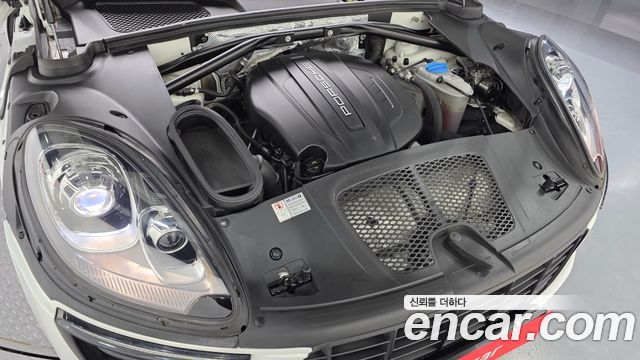 Porsche Macan 2017 — photo 6