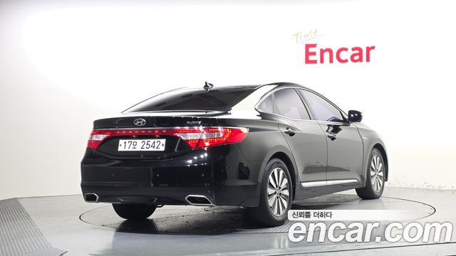 Hyundai Grandeur 2016 — photo 2