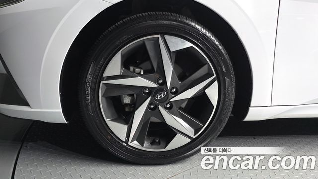 Hyundai AVANTE 2023 — photo 5