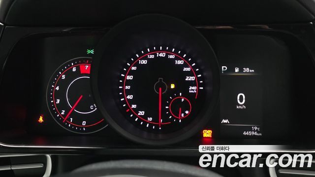 Hyundai AVANTE 2023 — photo 8