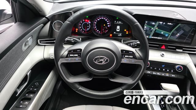 Hyundai AVANTE 2023 — photo 13