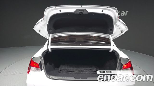 Hyundai AVANTE 2023 — photo 20