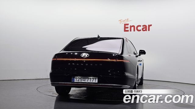 Hyundai Grandeur 2023 — photo 4